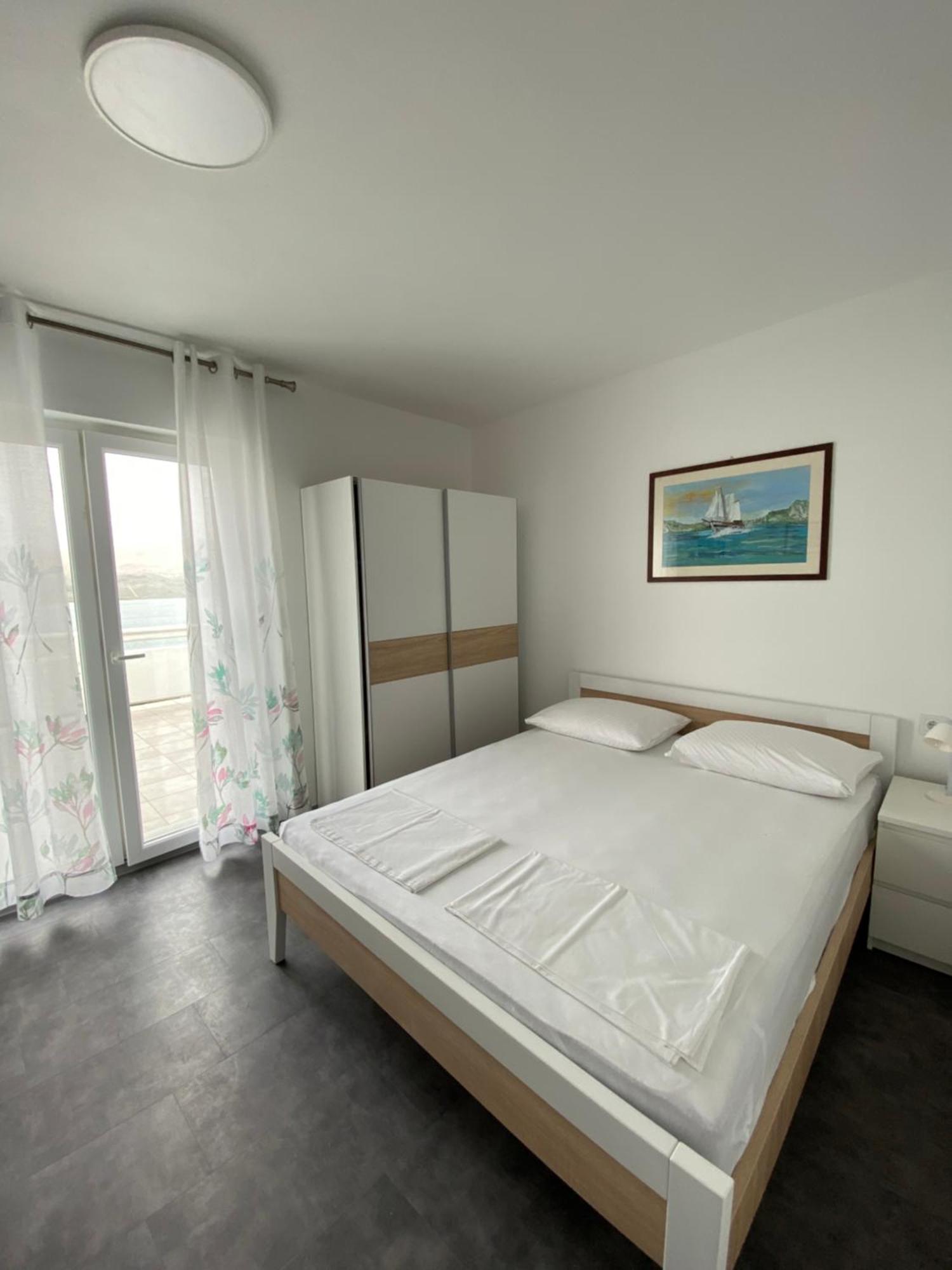 Apartmani Pozega Pag Town Exterior photo
